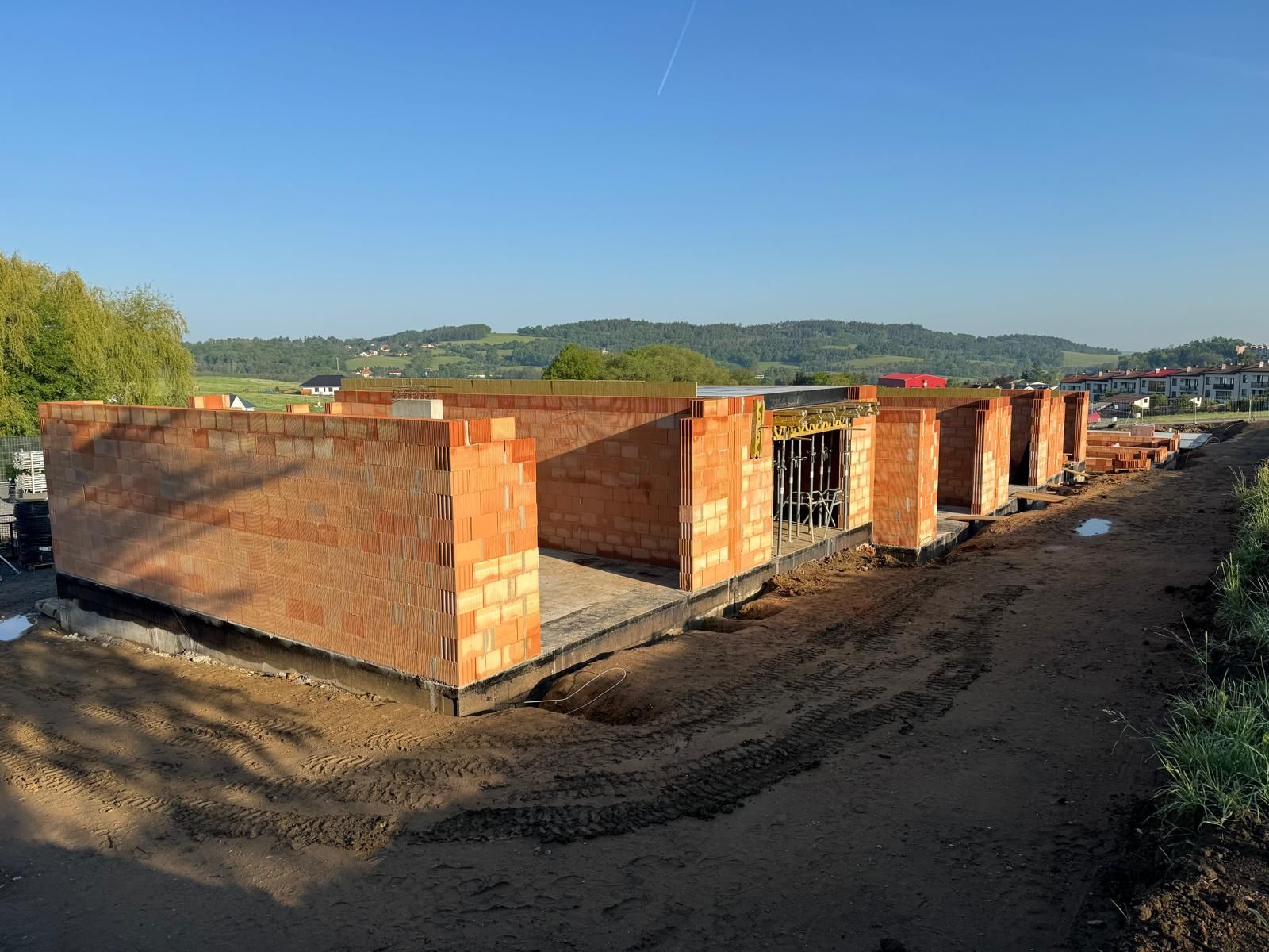 Zakl&aacute;d&aacute;me zdivo